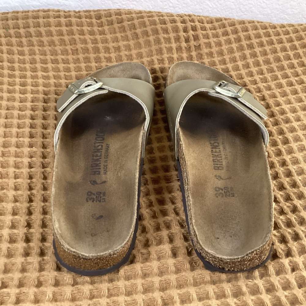 Birkenstock Madrid Gold Metallic Leather Womens Size 39 US 8 Sandals - Picture 4 of 9